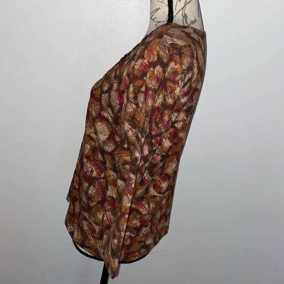 🍂Ruby Rd. V-Neck Top🍂 - Picture 5 of 9